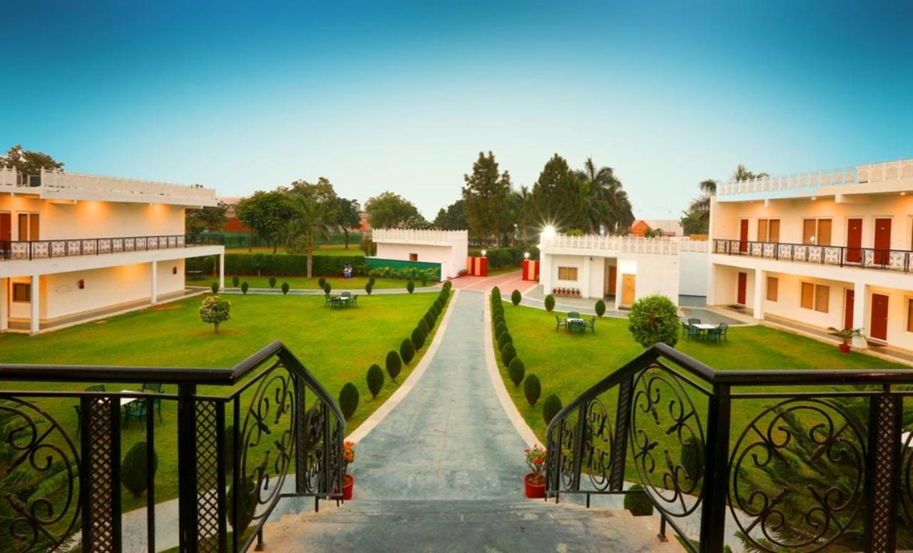 Aapno Ghar Resort & Amusement Park Gurgaon Exterior foto